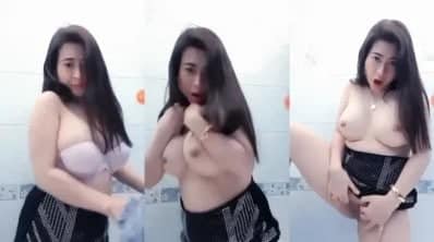 Bociel Indonesia Viral VCS Tante Binal di Kamar Mandi